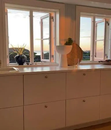 Sjonaert Smabruk * Bud