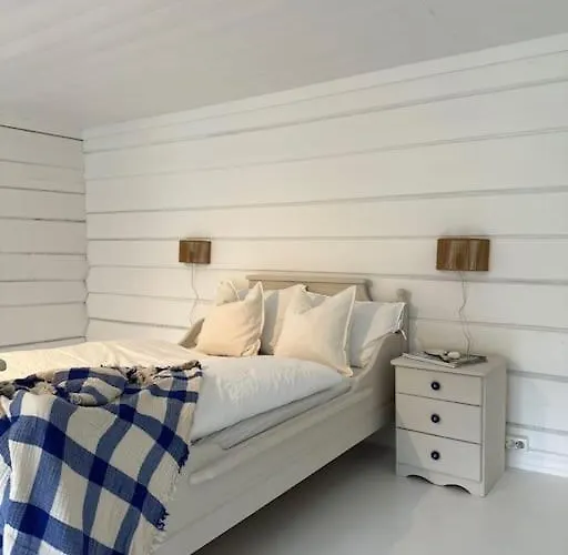 Sjonaert Smabruk * Bud